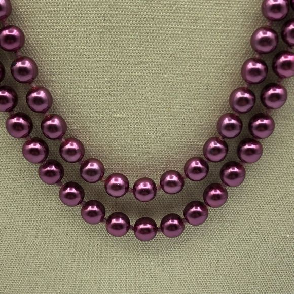 VINTAGE Rockabilly Long Purple Knotted Faux Pearl Bead Retro Necklace Festival - Picture 11 of 13